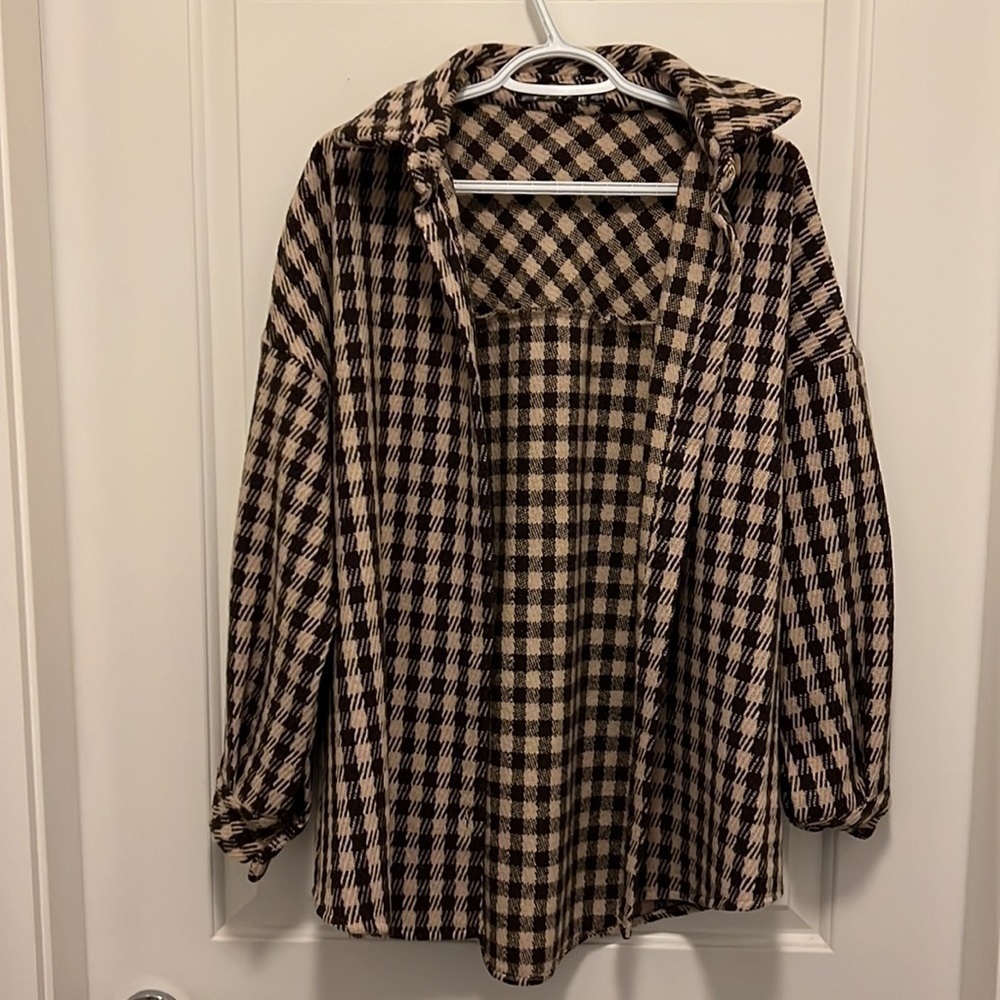 Missguided Oversized Shacket - Picture 3 of 4